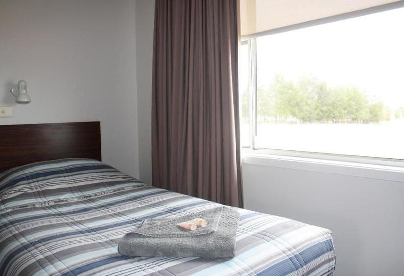 Isis Motel Scone