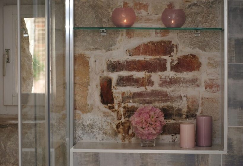 پانسیون Lanterna Rooms