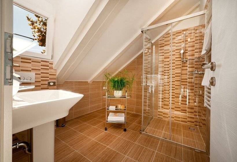 پانسیون Lanterna Rooms