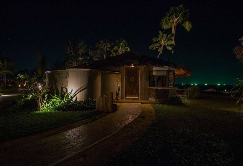 هتل Pristine Mermaid Resort