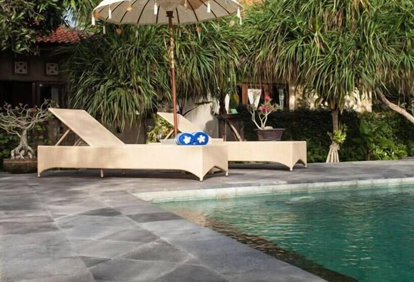 Batuan Villa