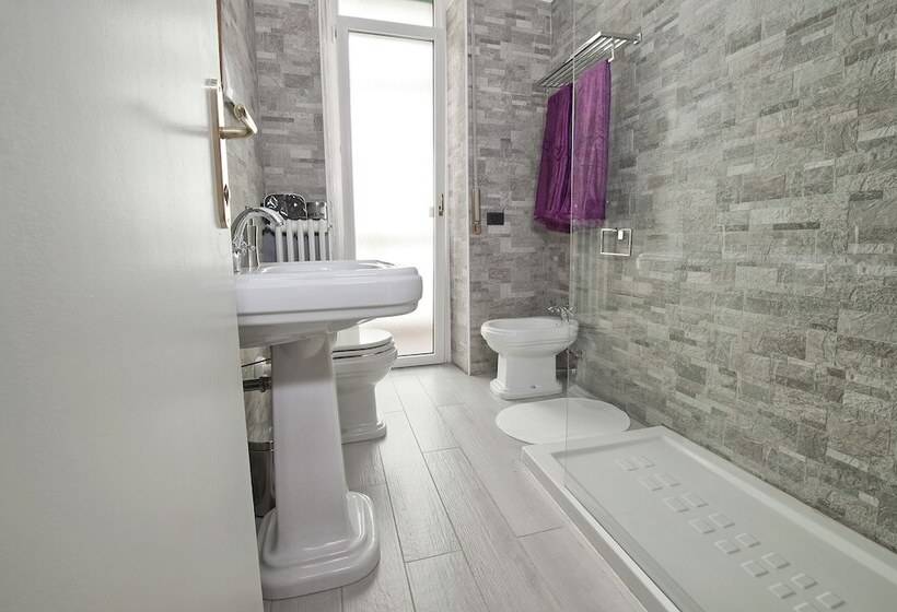 تختخواب و صبحانه Verona Maison