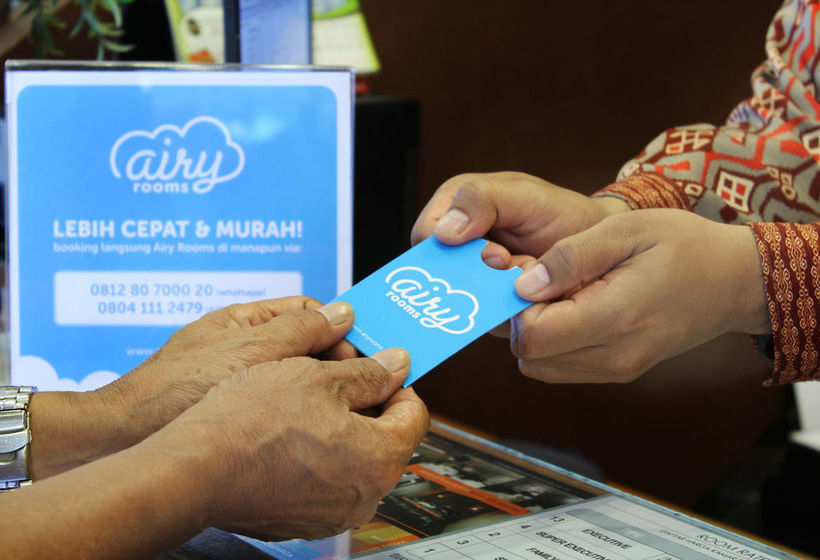 فندق Airy Alun Alun Mastrip 56 Blitar