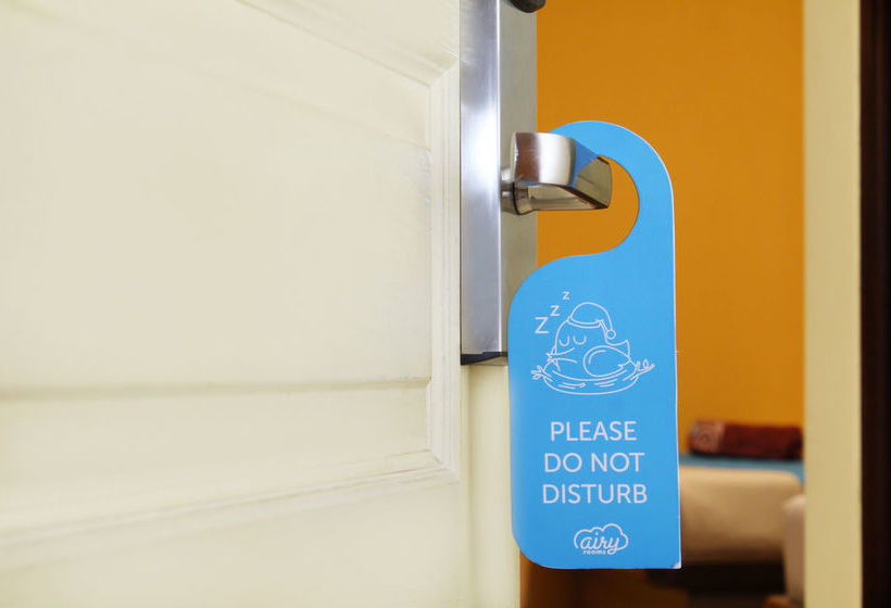 فندق Airy Alun Alun Mastrip 56 Blitar