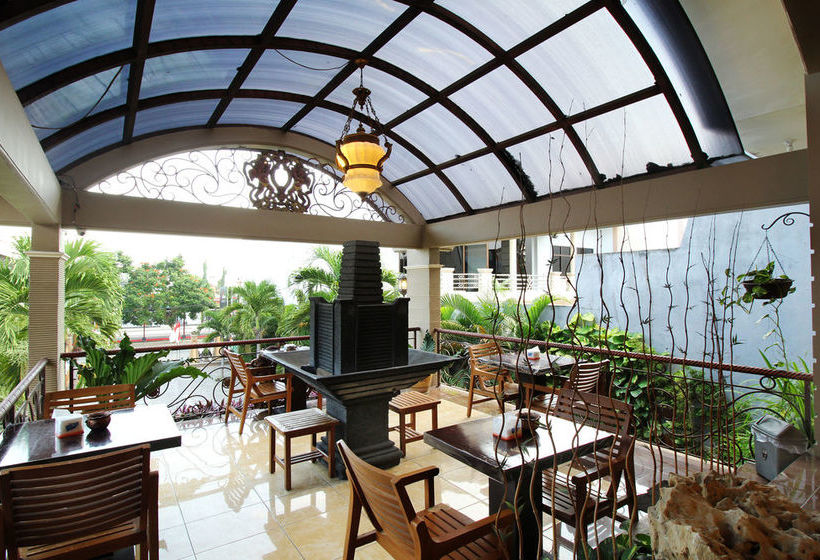 فندق Airy Alun Alun Mastrip 56 Blitar