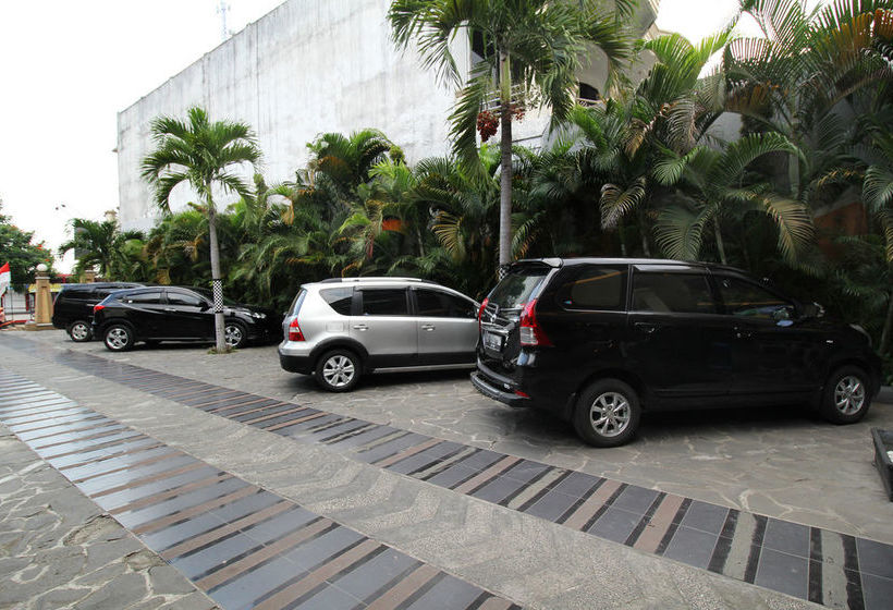 Отель Airy Alun Alun Mastrip 56 Blitar