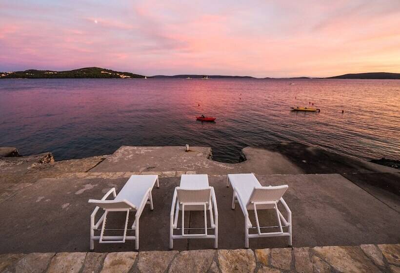 فندق Amadria Park Camping Trogir  Mobile Homes