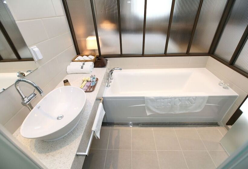 Fotos del hotel Bricks:  14