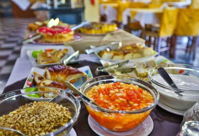 فندق Fazenda Village Montana