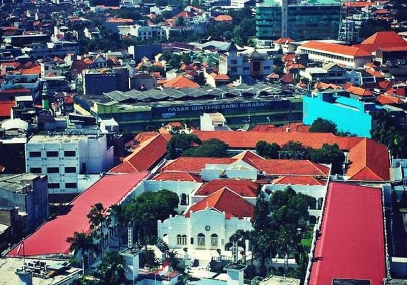 Maxonehotels At Dharmahusada   Surabaya