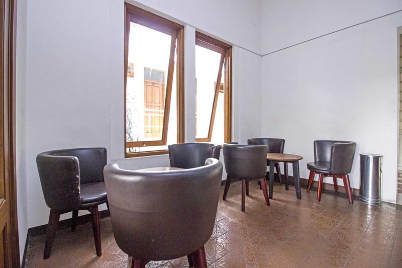 Fotos del hotel Residences By Reddoorz Near Rumah Mode:  3