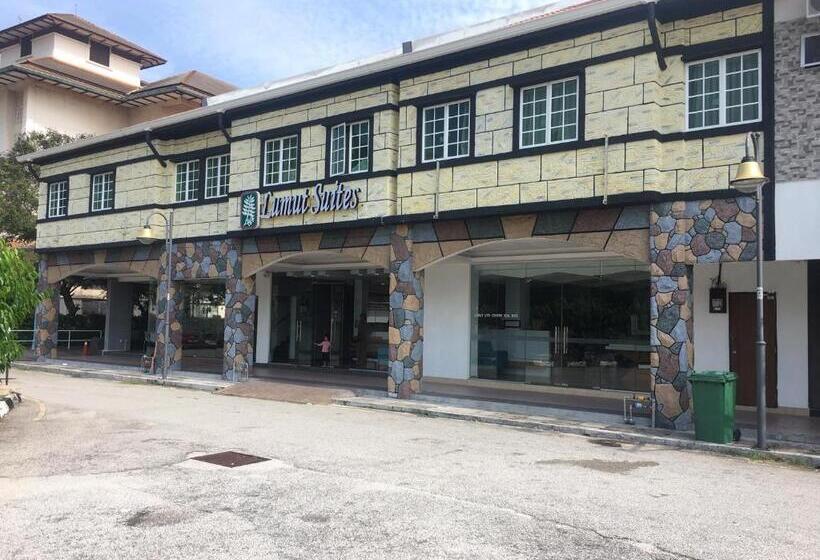 هتل Lumut Suites
