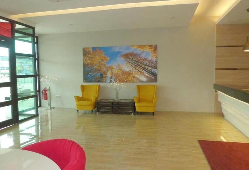 هتل The Inn