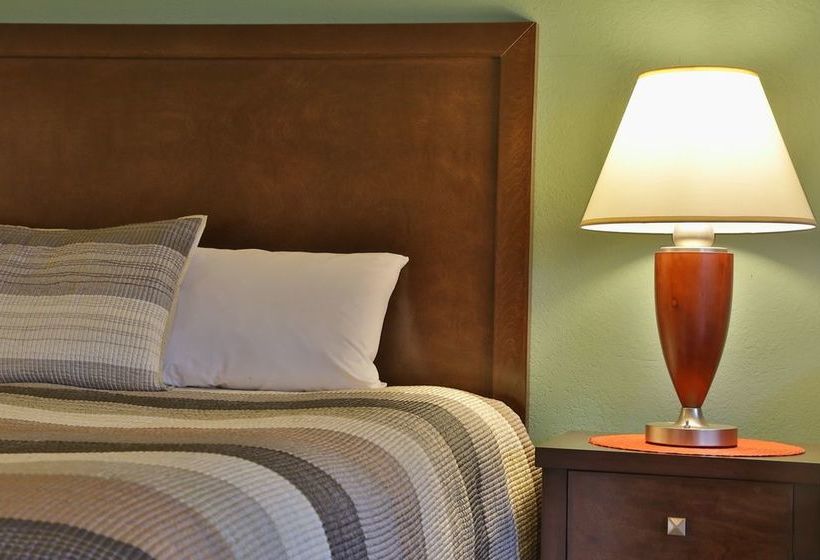 فندق على الطريق Harbor Inn