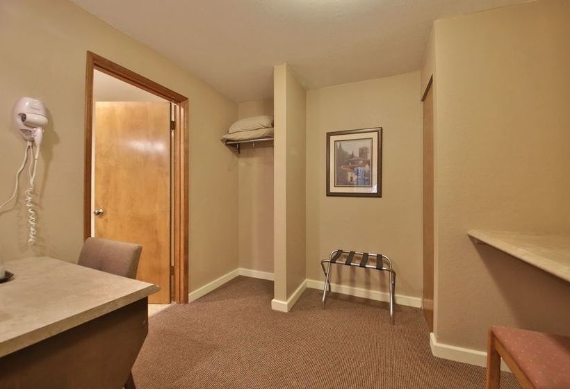 فندق على الطريق Harbor Inn