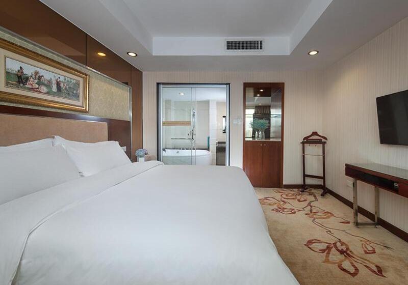 Vienna Hotel Qingyuan Lianjiang Road