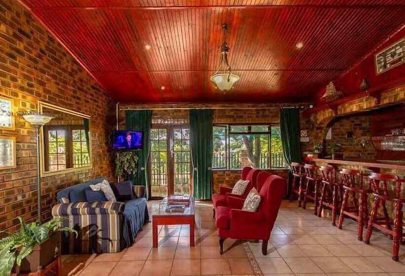 تختخواب و صبحانه La Mer Lodge