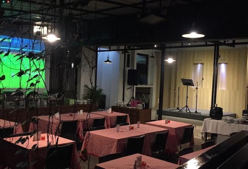 Fotos del hotel Latief Inn:  3