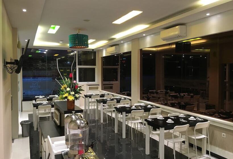 هتل Msquare Palembang