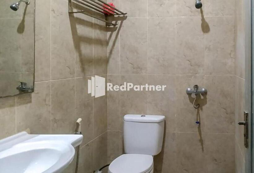 هتل Palu City Guest House Mitra Reddoorz