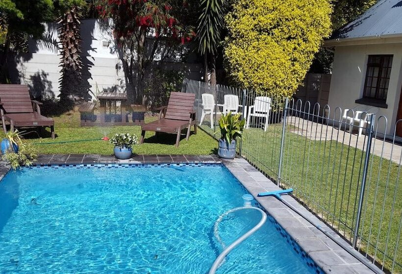 پانسیون 39 On Nile Guest House