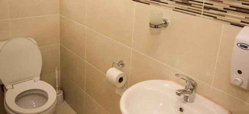 پانسیون 39 On Nile Guest House