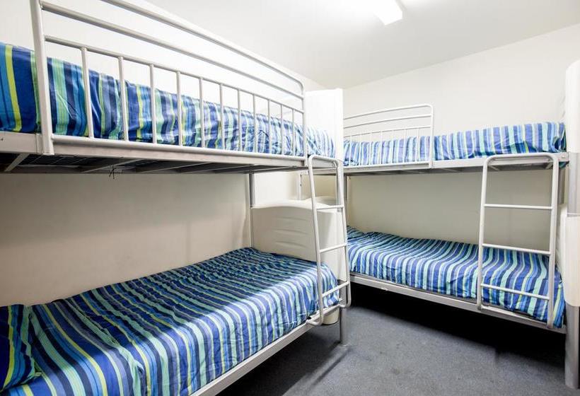 هاستل The Nook Backpackers