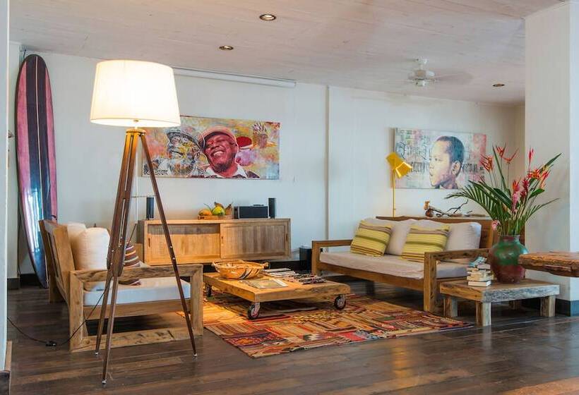 هتل Barracuda Boutique