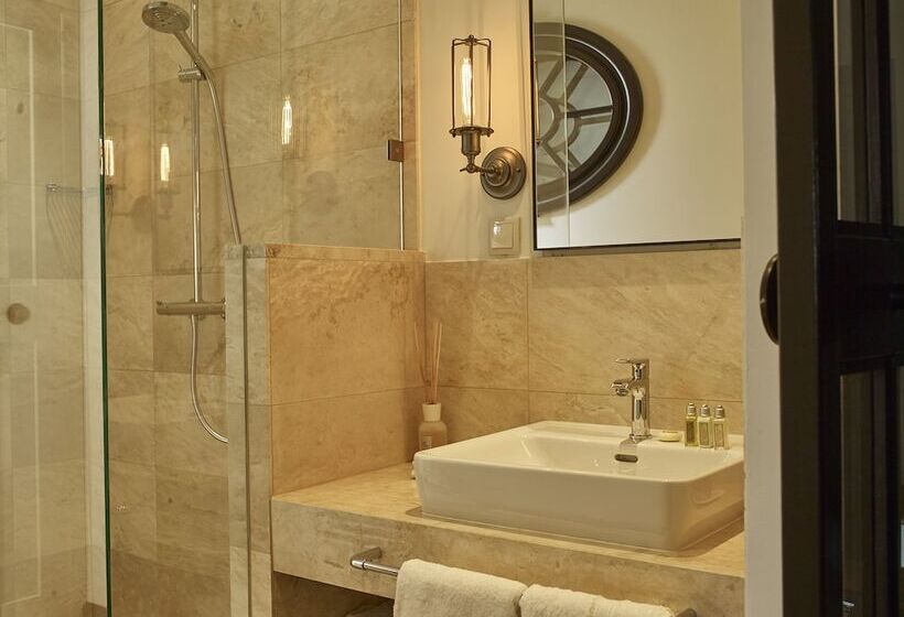 Fotos del hotel Pest-buda Design Hotel By Zsidai Hotels At Buda Castle:  19