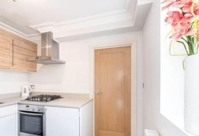 Kensington Olympia Apartments