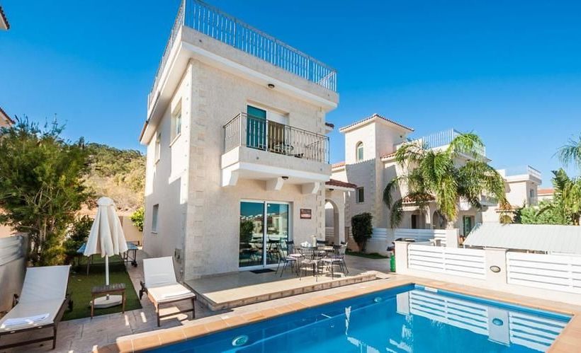 Oceanview Luxury Villa 045