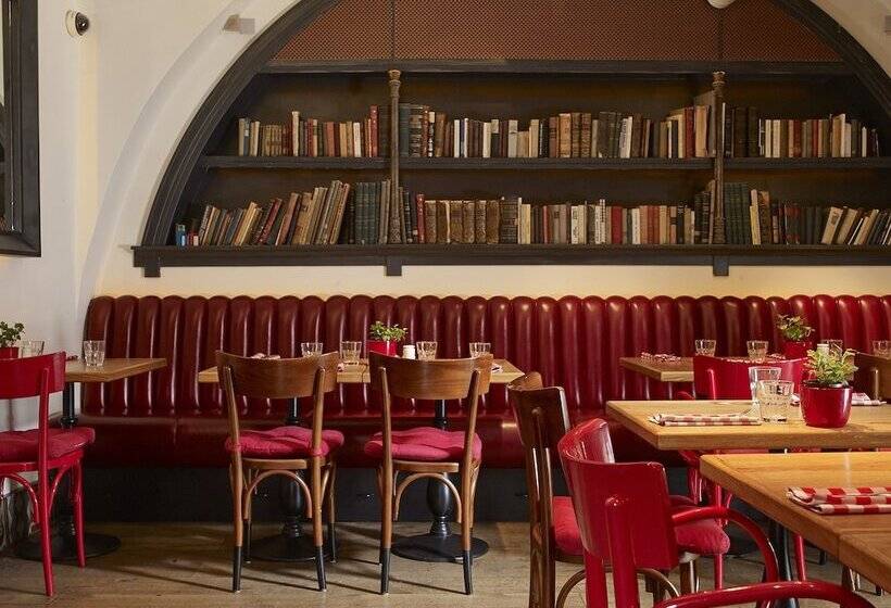 Fotos del hotel Pest-buda Design Hotel By Zsidai Hotels At Buda Castle:  14