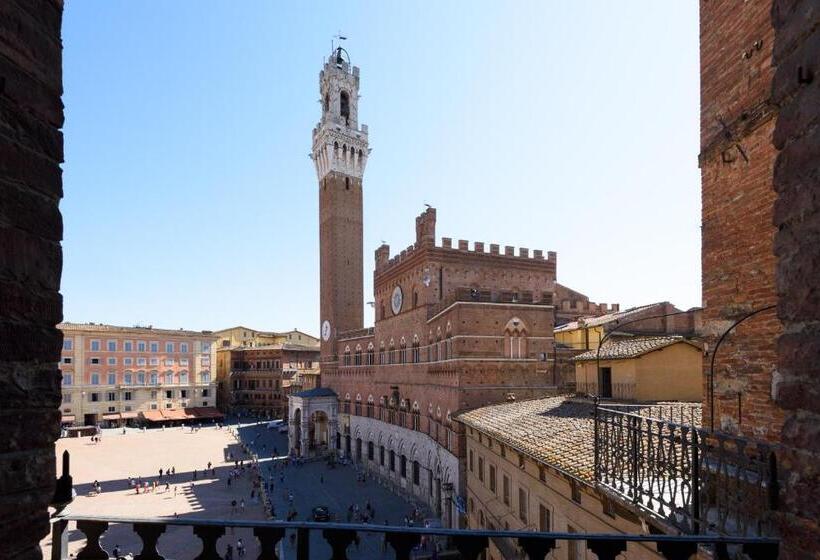 تختخواب و صبحانه La Terrazza Sul Campo Rooms Only