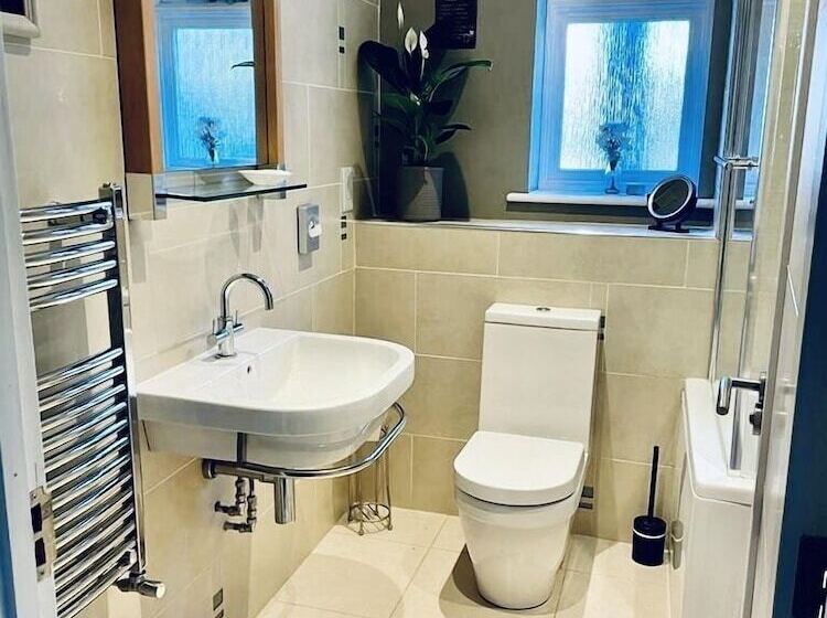 צימר The Thorpe Guesthouse
