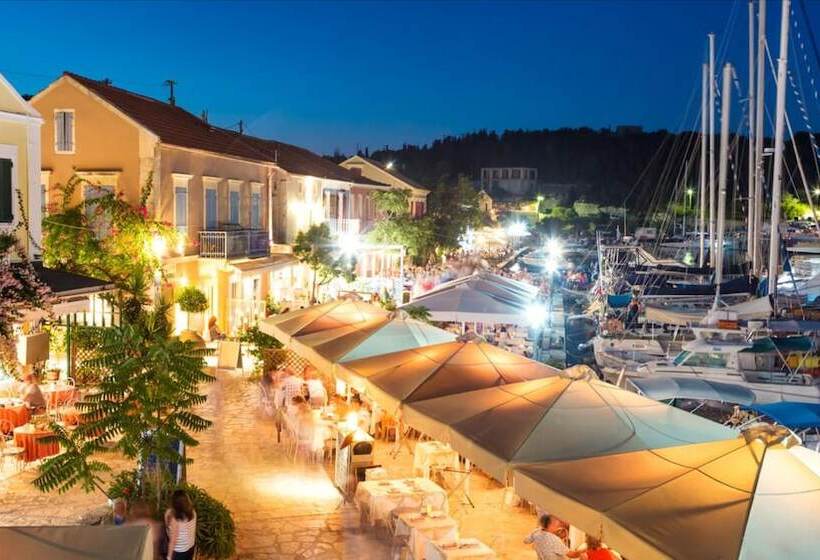 هتل Fiscardonna Luxury Suites