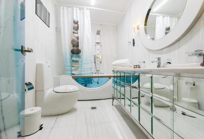 هتل Fiscardonna Luxury Suites