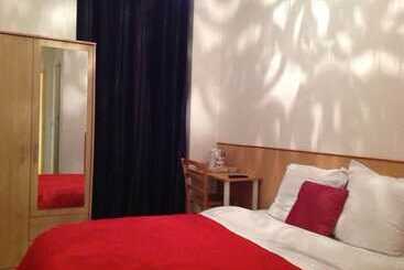 هتل Hôtel Nice Savoie
