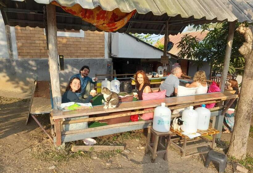 هتل Kk Hut
