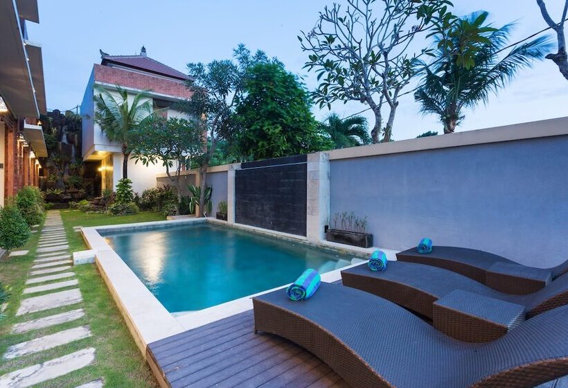 هتل Kubu Bali Suite Seminyak