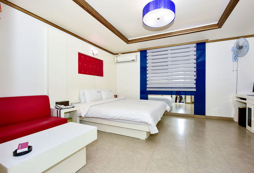 בית מלון כפרי Queen