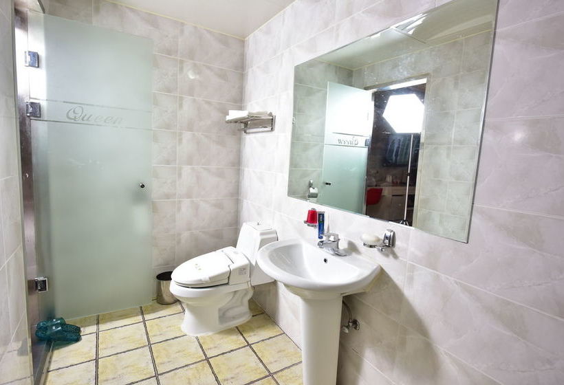 בית מלון כפרי Queen