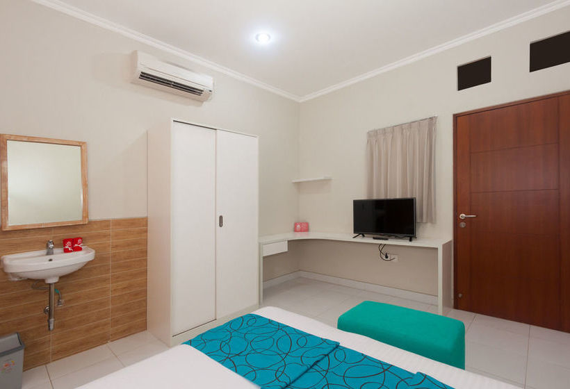 Отель Zen Rooms Nusa Dua Fiesta