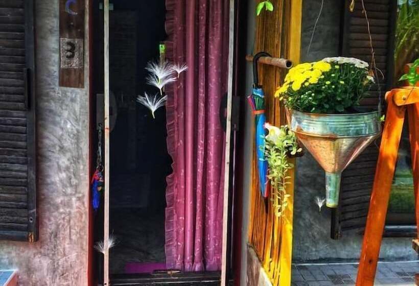 پانسیون Artist S Place Trat
