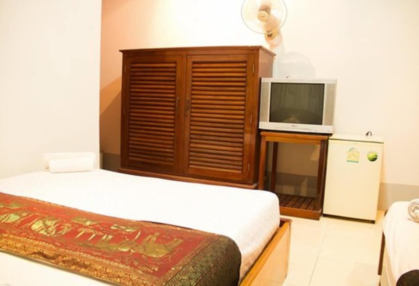 פנסיון Royal Guest House