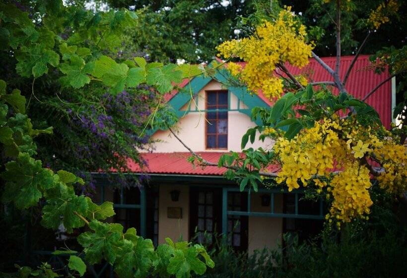 Petal Faire Cottage