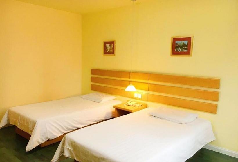 Отель Home Inn Rizhao Ji Nan Road Wanpingkou