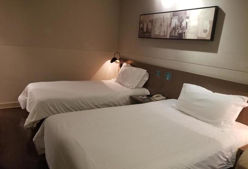 Отель Jinjiang Inn Select Beijing Dongzhimen Shiguanqu