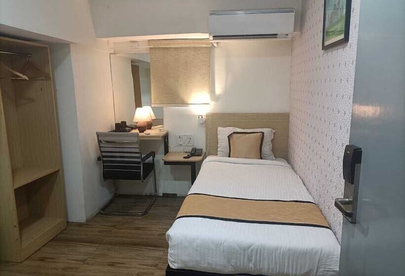 هتل Grace Residency