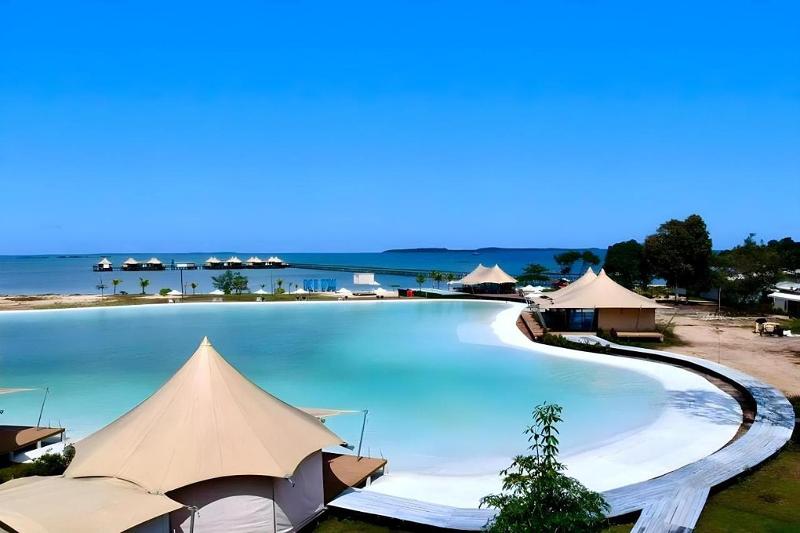 בית מלון כפרי Kiki Beach Resort, Batam