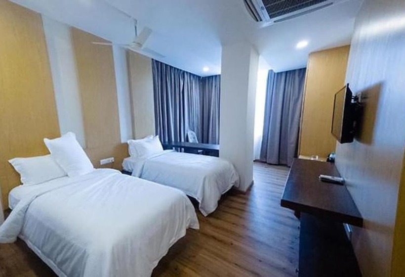 Fabhotel Prime Vdara